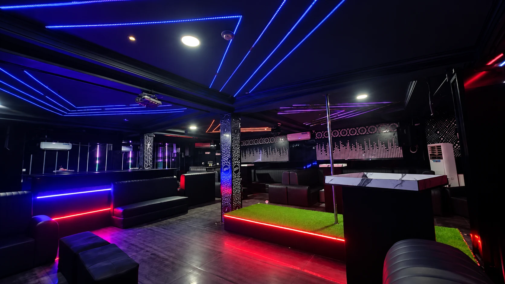 Asabana night club interior