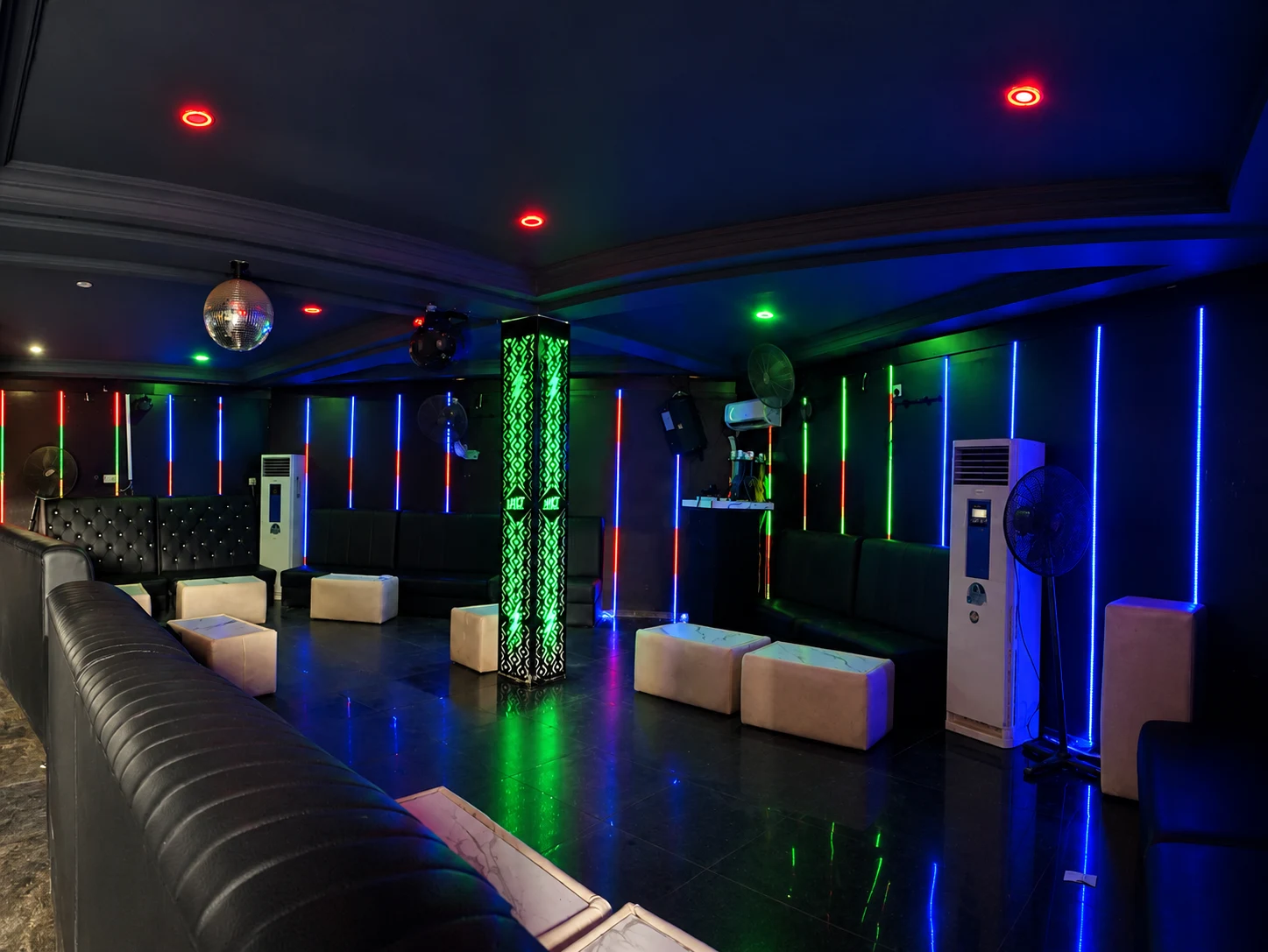 Evening lounge seating at Asabana