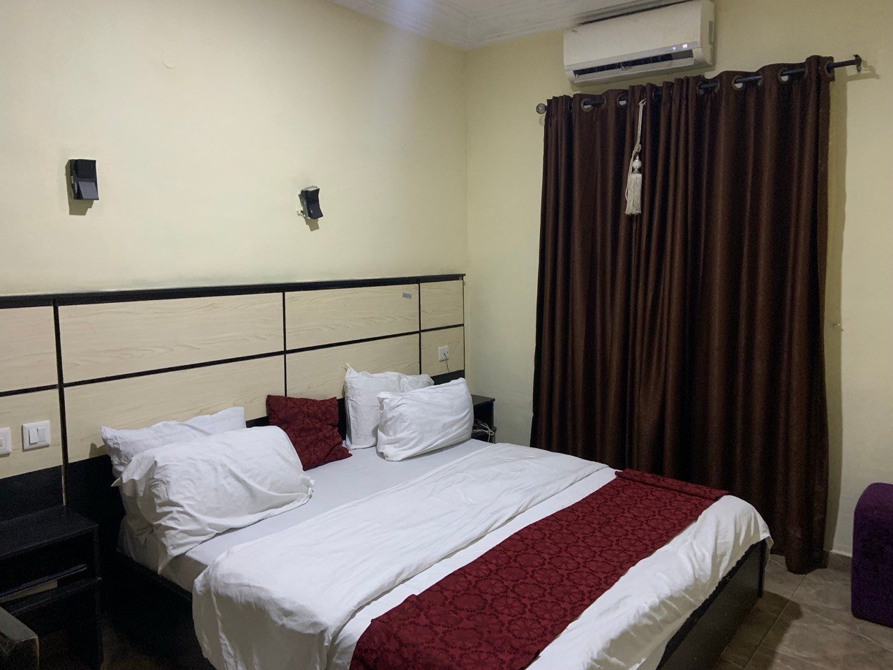 deluxe Room Interior