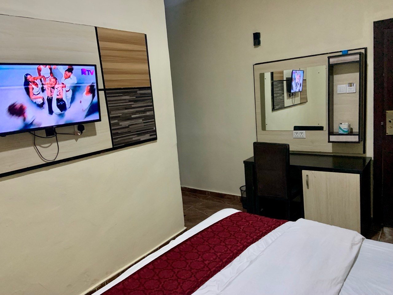 Standard Room Image 1